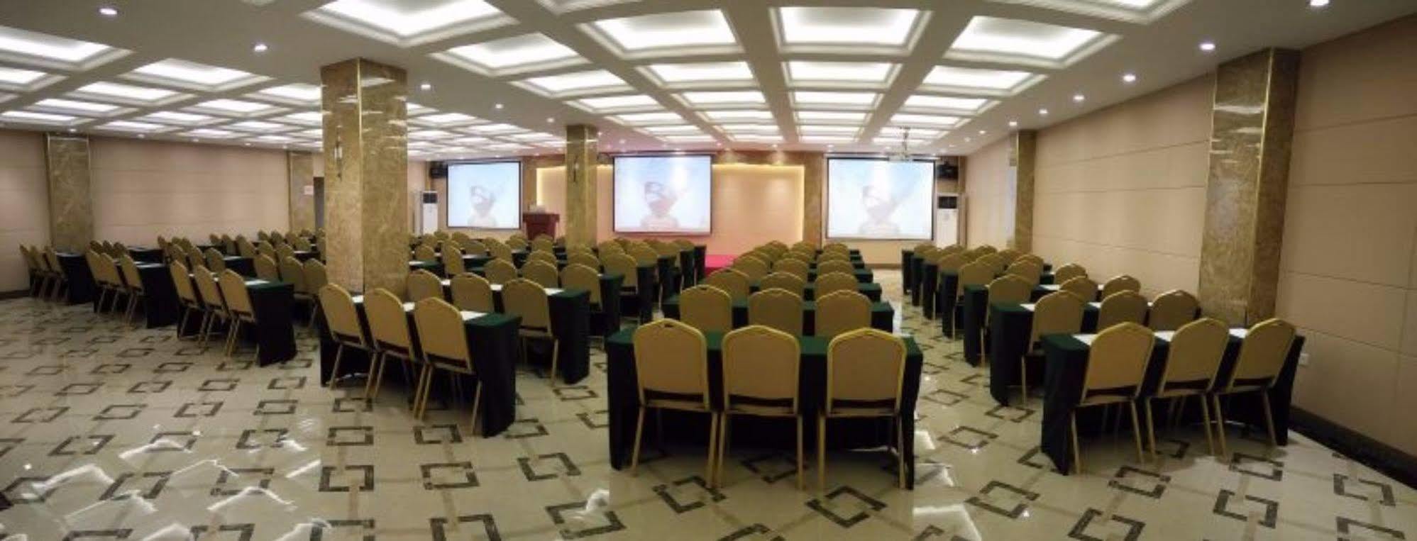 Vienna Hotel Гуанчжоу Экстерьер фото